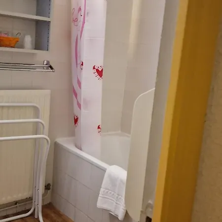 Chez Jeanne Hotel *