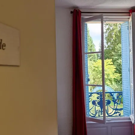 Hotel Chez Jeanne *
